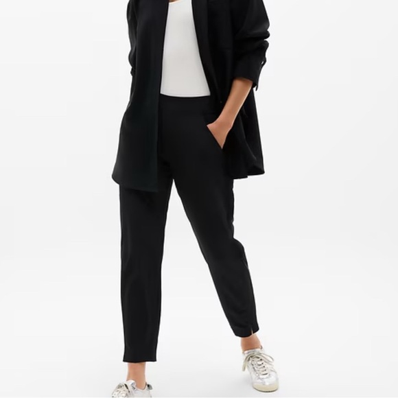 Athleta Black Wrinkle-resistant, stretch fabric in a tailored fit Ankle Pants - Picture 2 of 13